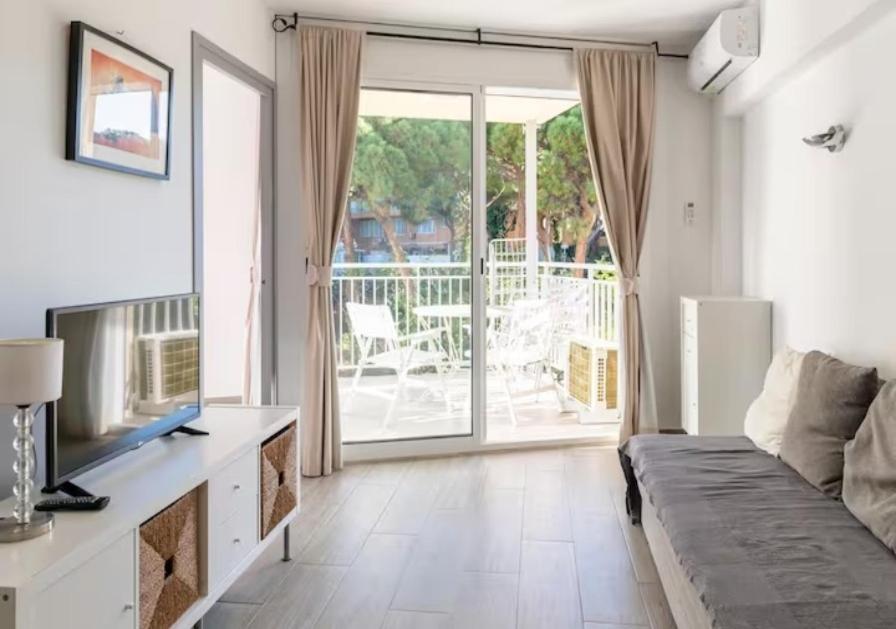 Apartamento Playa De Levante Y Port Aventura Салоу Екстериор снимка
