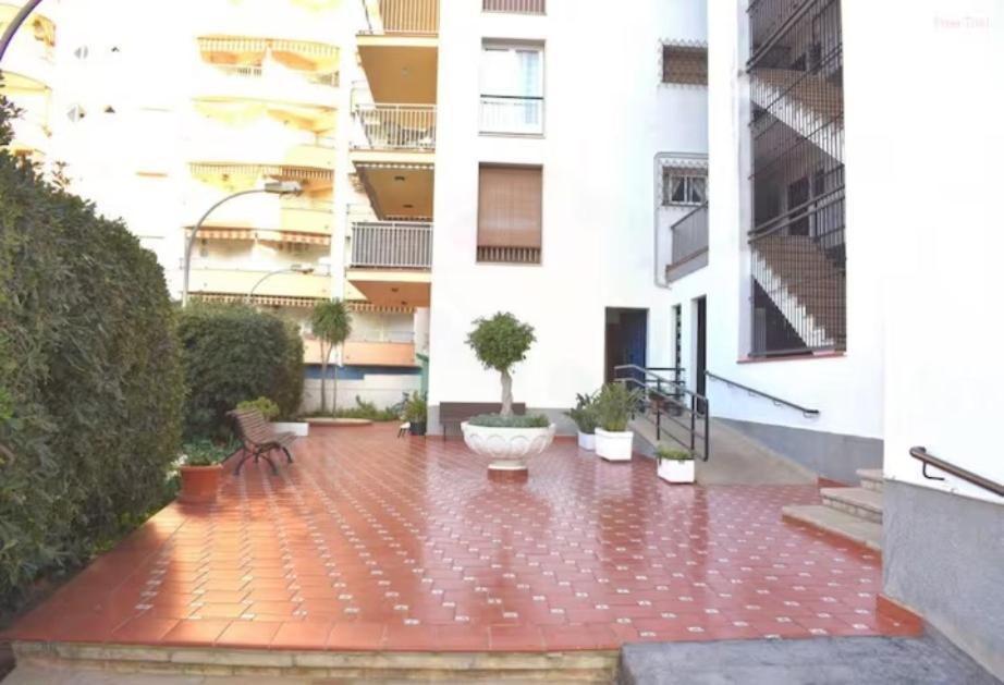 Apartamento Playa De Levante Y Port Aventura Салоу Екстериор снимка